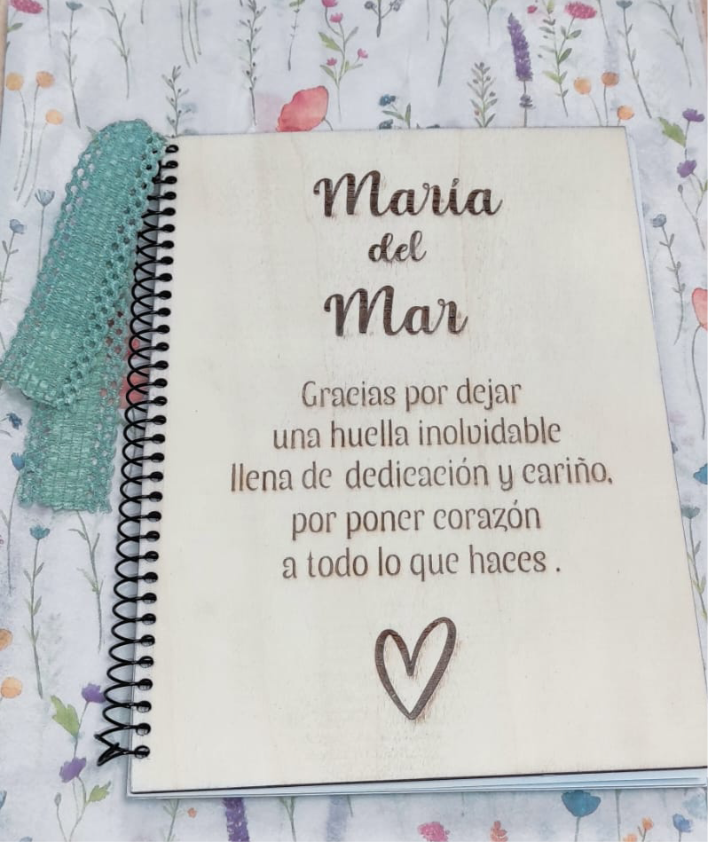 Libreta Natura y marca páginas