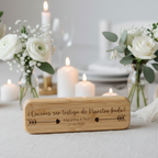 Caja y bolígrafo personalizados para testigos de boda