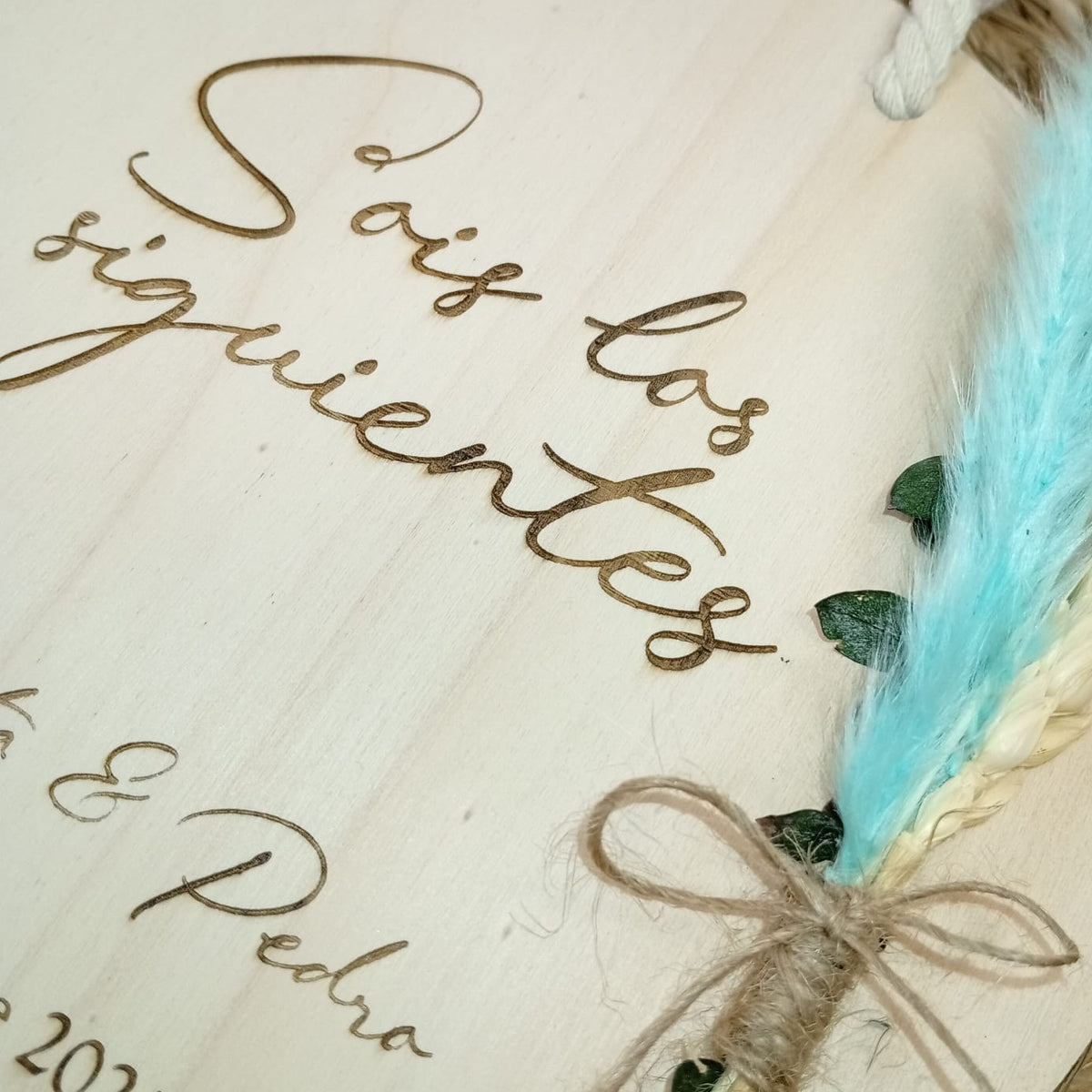 Placa de madera personalizada 'Los siguientes' para boda