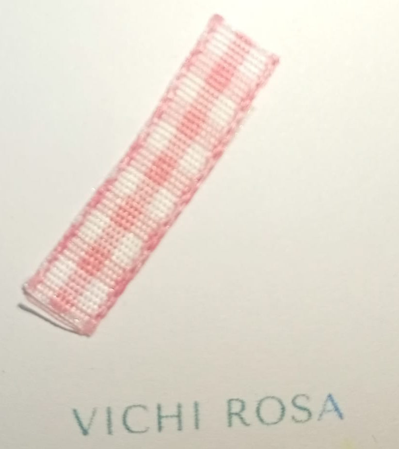 Pulsera cruz dorada y corazón