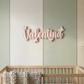 Nombre de madera decorado
