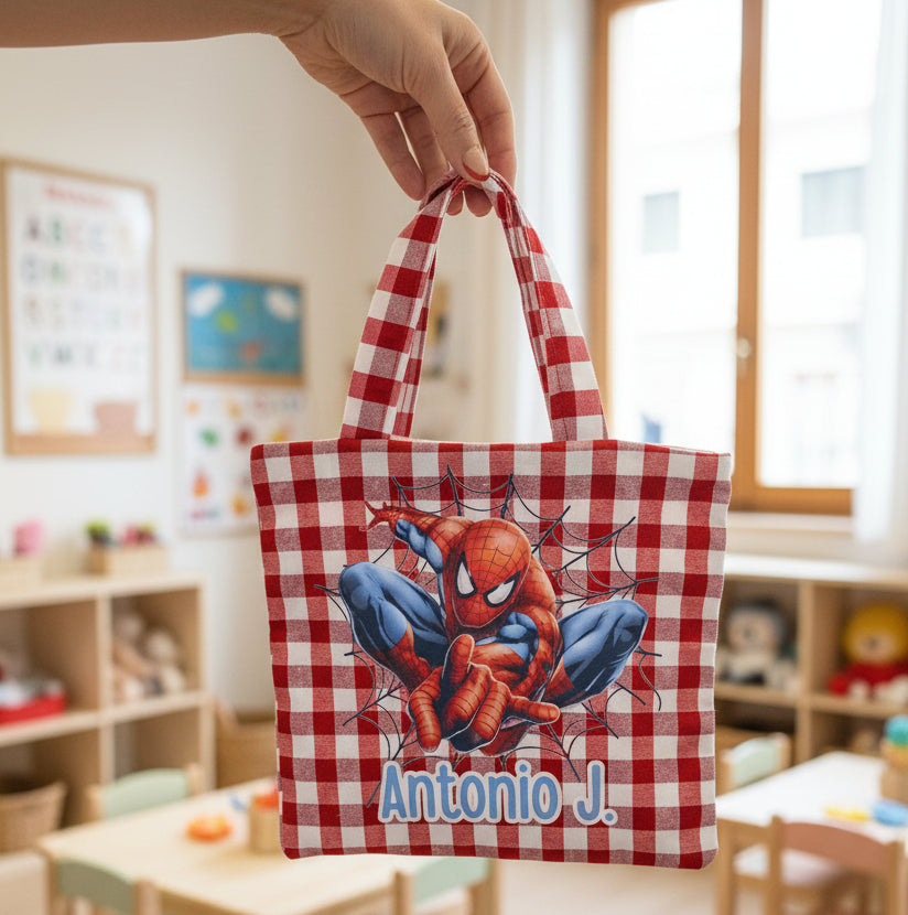 Talegas personalizadas  para los peques