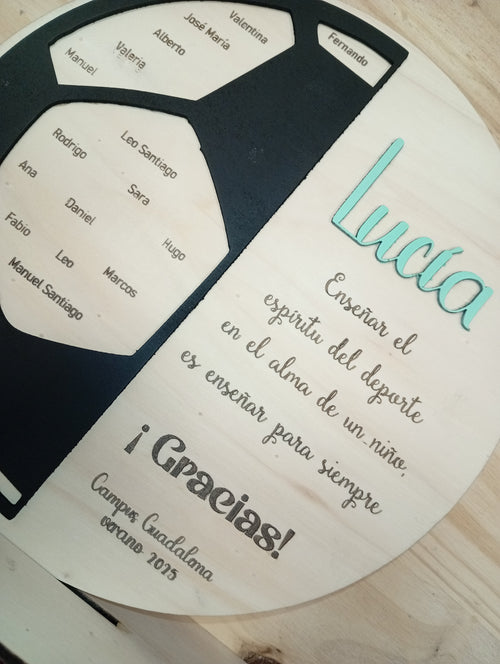 Placa de madera con forma de balón personalizada